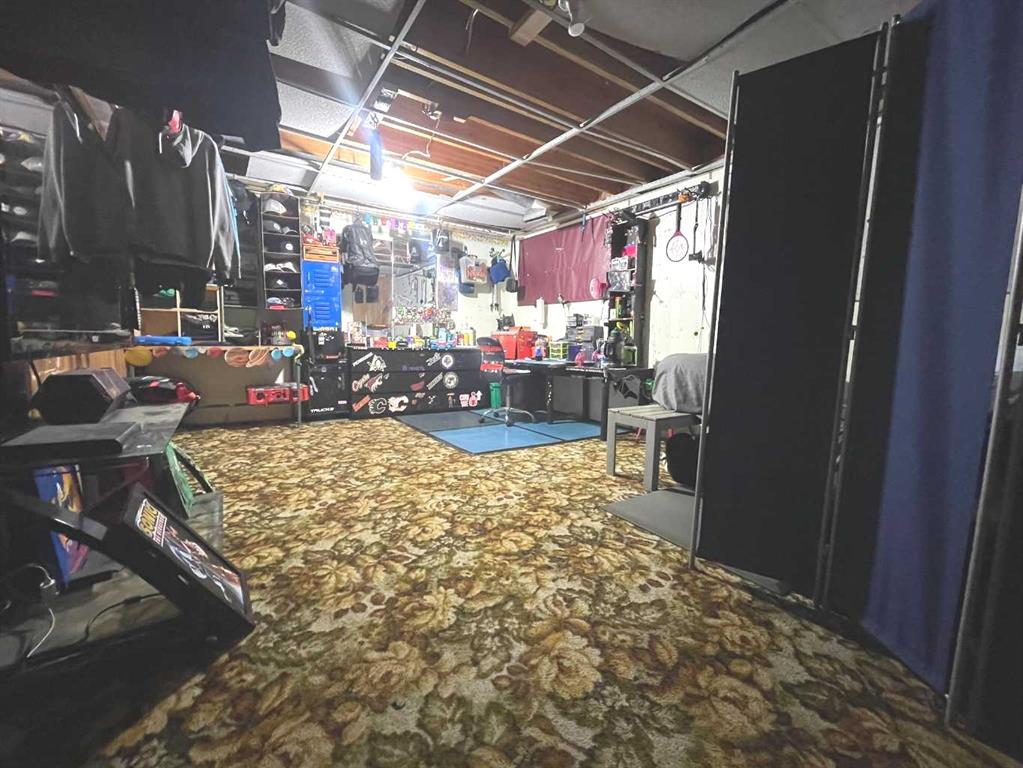 Picture of 1020 1 Street W, Kindersley Real Estate Listing