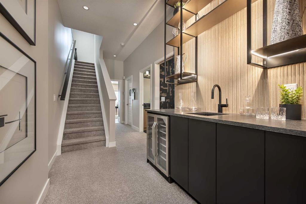 Picture of 178 Mitchell Road NW, Calgary Real Estate Listing