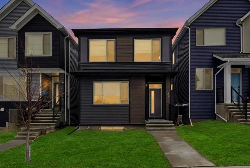 Picture of 34 Aquila Way NW, Calgary Real Estate Listing