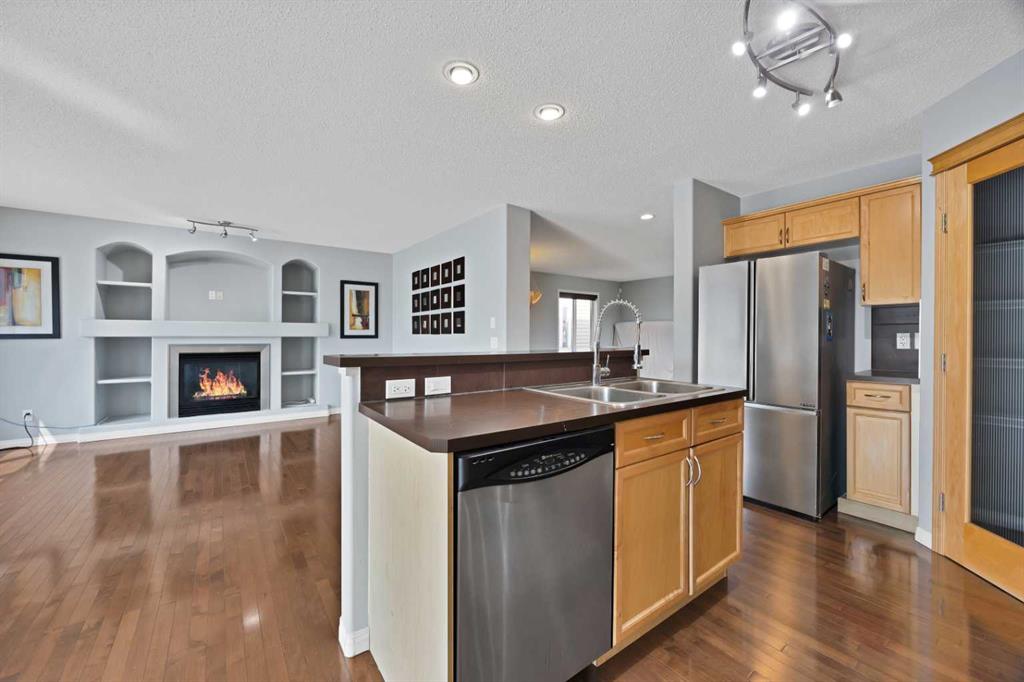 Picture of 283 Taralake Landing NE, Calgary Real Estate Listing