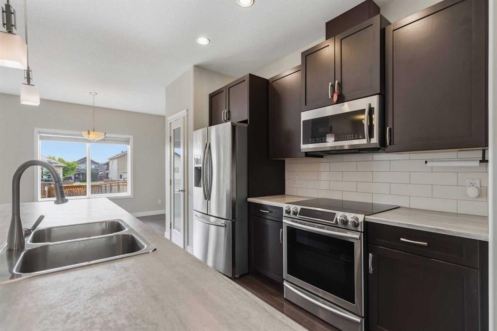 Picture of 445 Heritage Drive , Fort McMurray Real Estate Listing