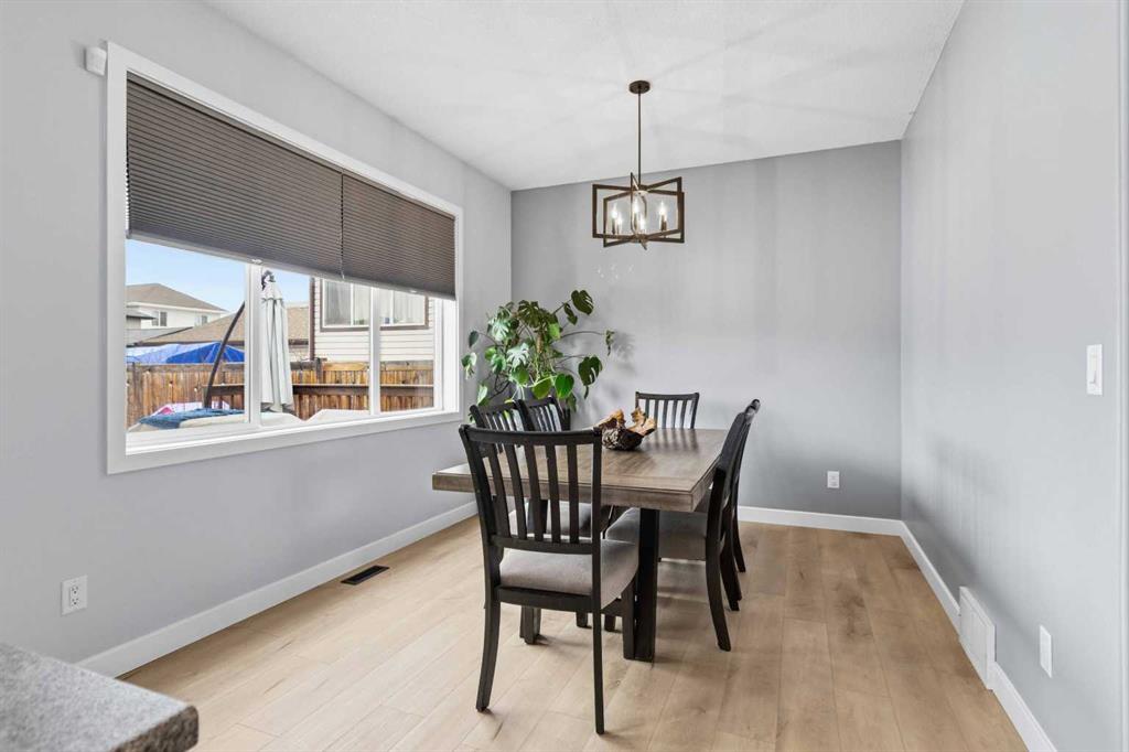 Picture of 253 Grosbeak Way , Fort McMurray Real Estate Listing