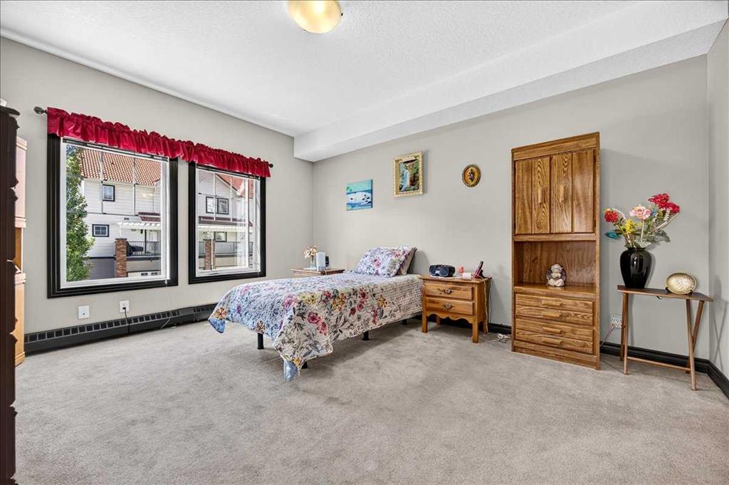 Picture of 218, 30 Royal Oak Plaza NW, Calgary Real Estate Listing