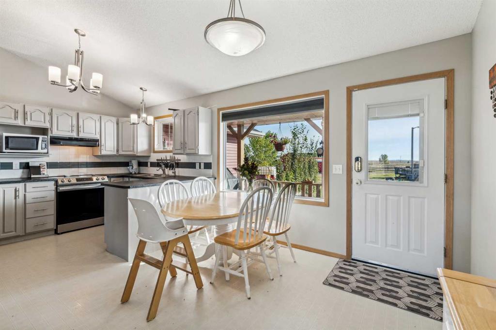 Picture of 272187 Township Road 240  , Rural Rocky View County Real Estate Listing