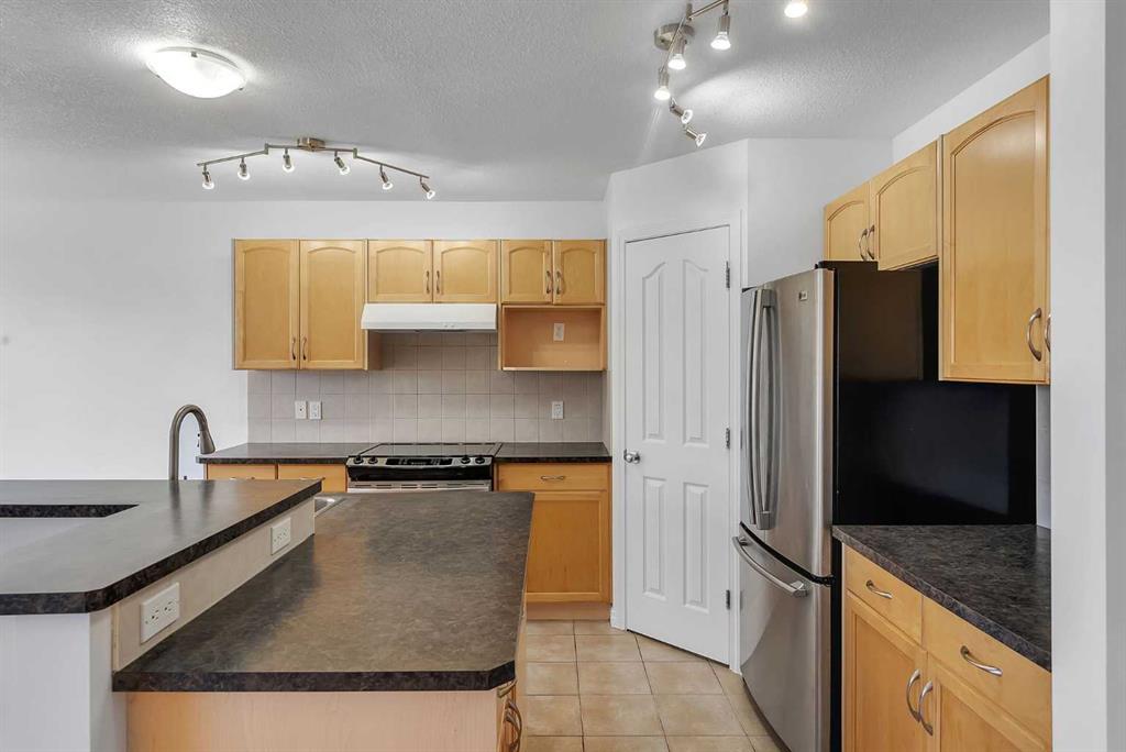 Picture of 7 Saddlecrest Terrace NE, Calgary Real Estate Listing