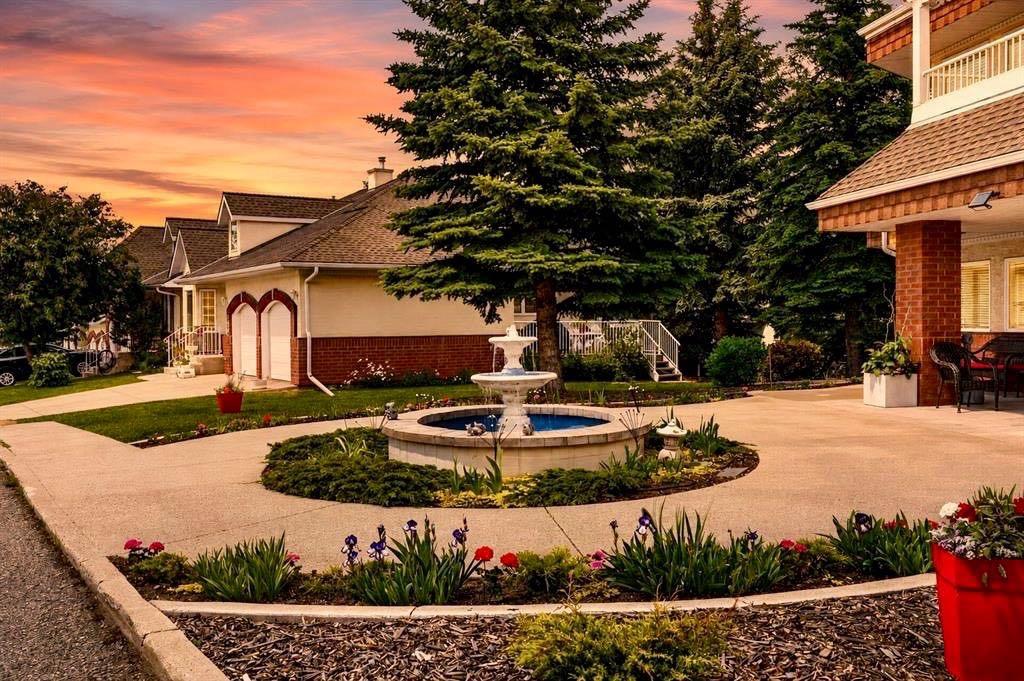 Picture of 3205 Sienna Park Green SW, Calgary Real Estate Listing