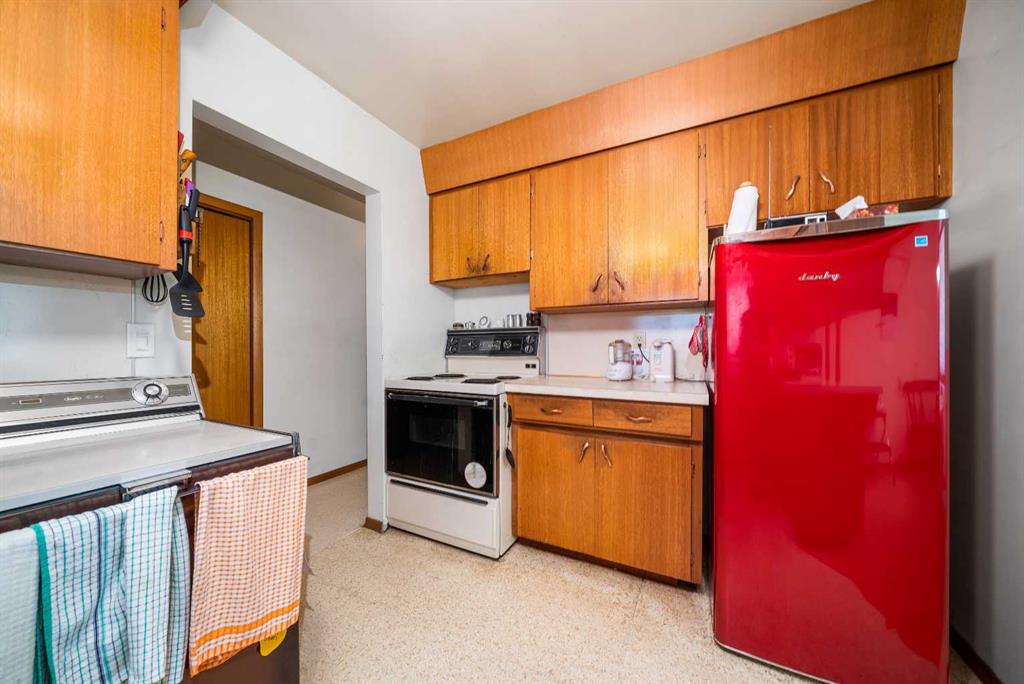 Picture of 61 5 Street SW, Medicine Hat Real Estate Listing