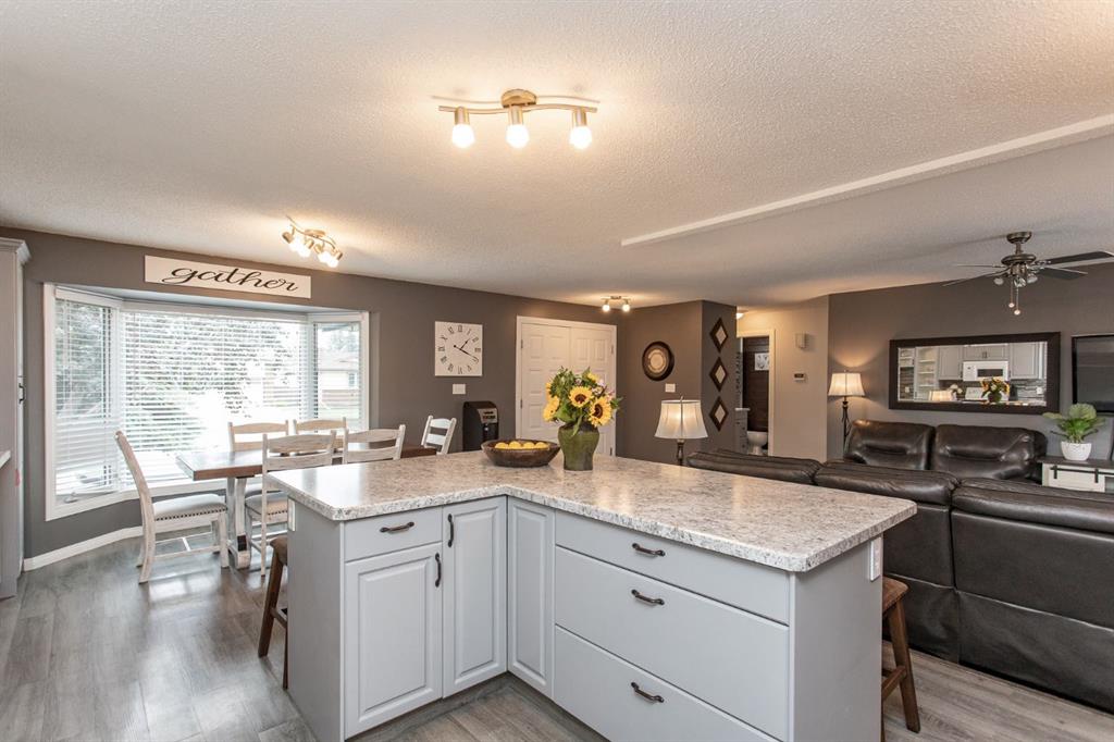 Picture of 8 Caswell Close , Red Deer Real Estate Listing