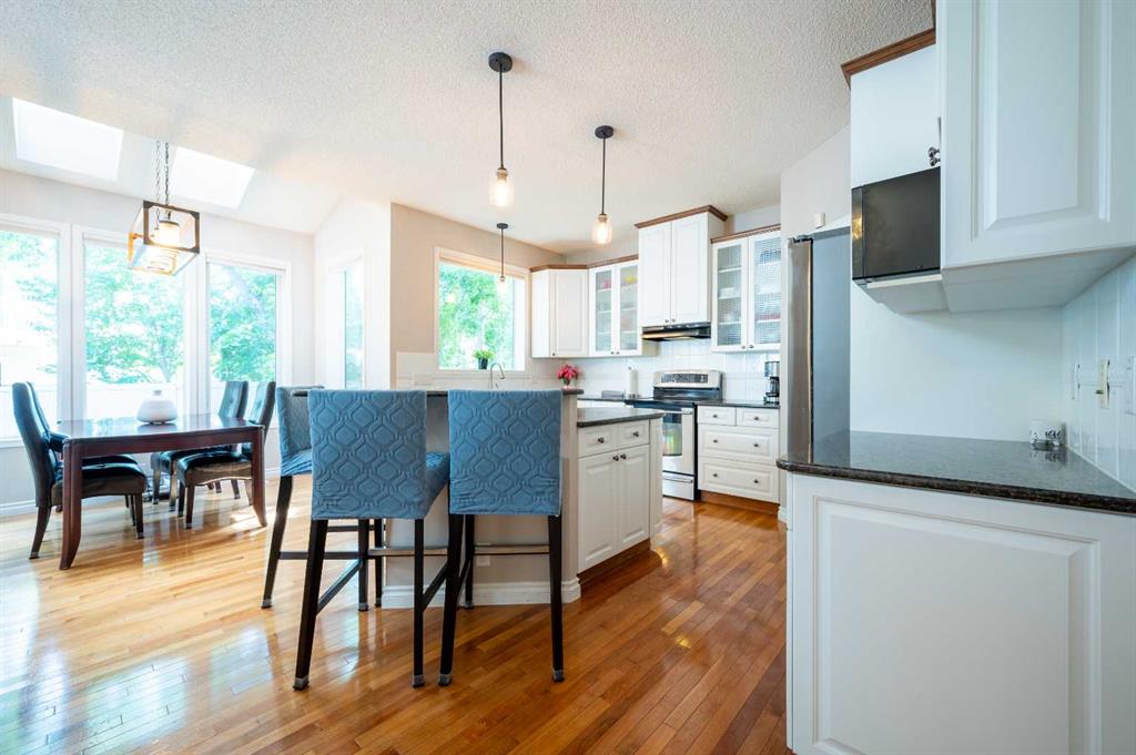Picture of 13 Cranston Drive SE, Calgary Real Estate Listing