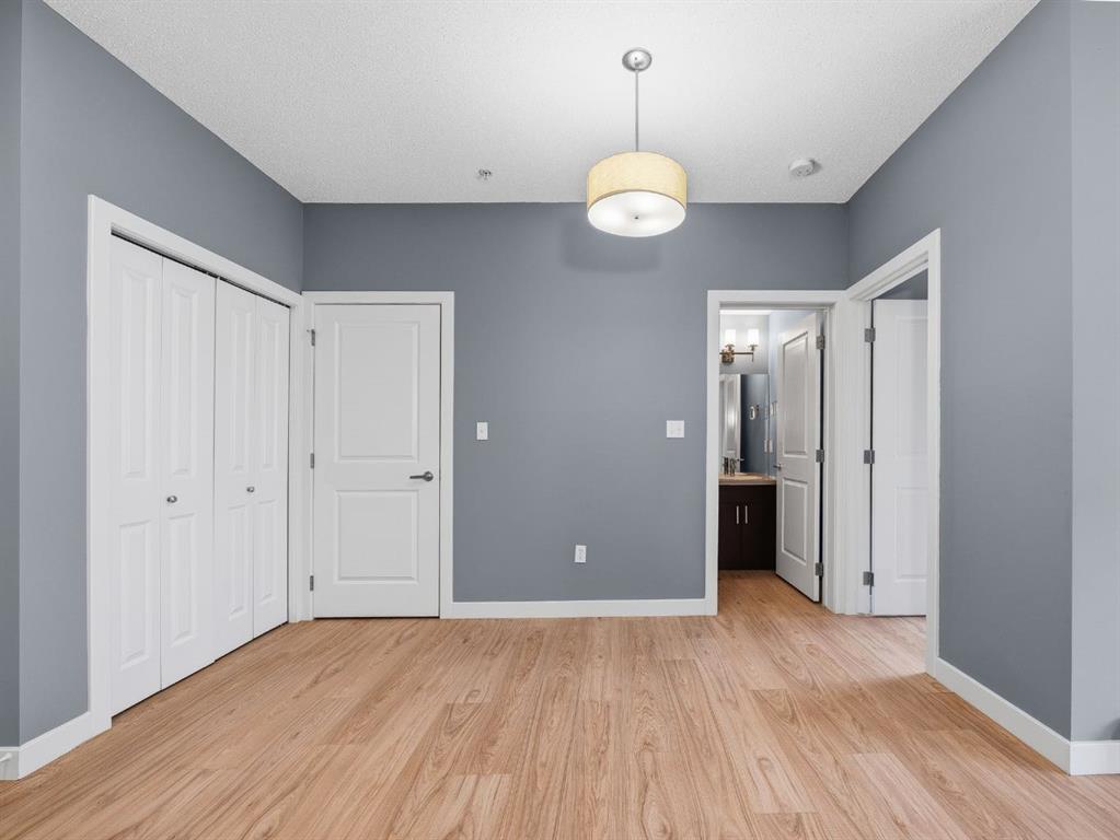 Picture of 216, 11 Millrise Drive SW, Calgary Real Estate Listing