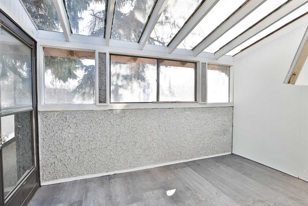 Picture of 1108 10 Avenue N, Lethbridge Real Estate Listing