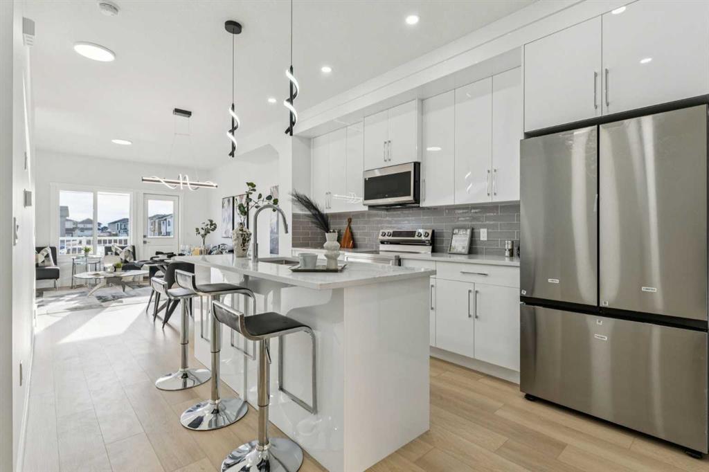 Picture of 202, 95 Saddlecrest Circle NE, Calgary Real Estate Listing