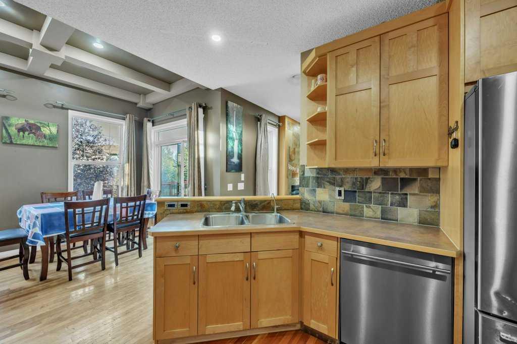 Picture of 550 Copperfield Boulevard SE, Calgary Real Estate Listing