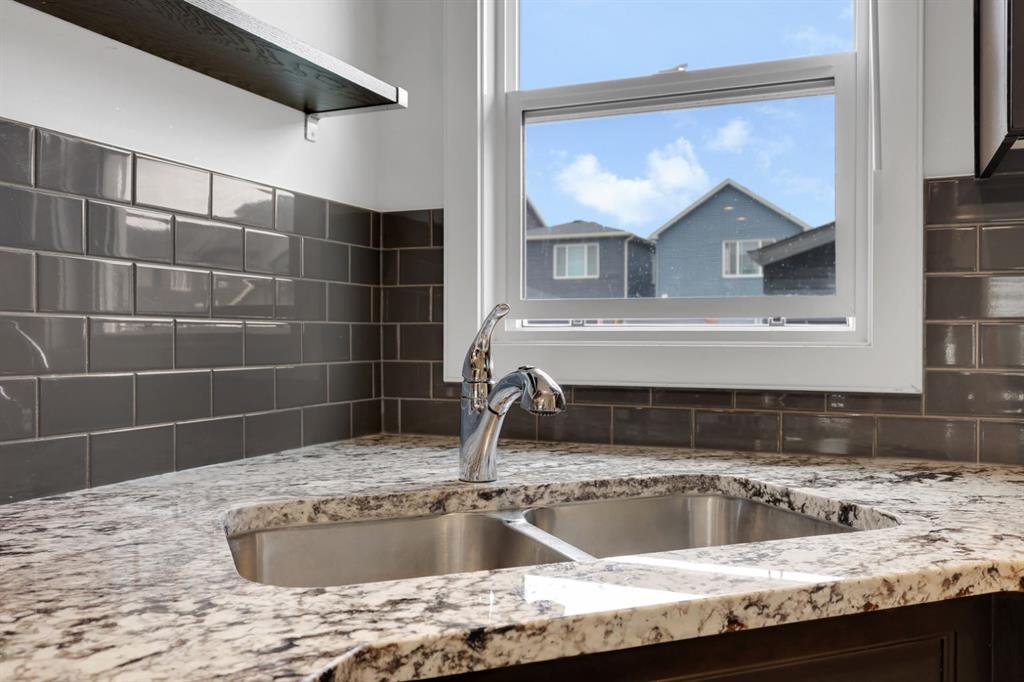 Picture of 56 Corner Meadows Park NE, Calgary Real Estate Listing