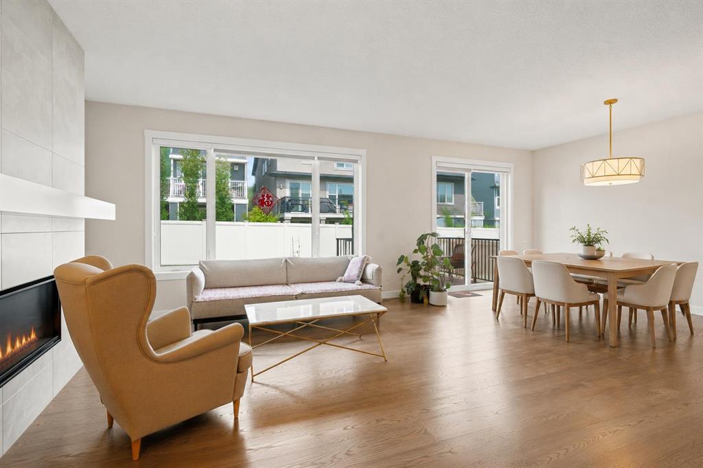 Picture of 7164 11 Avenue SW, Calgary Real Estate Listing