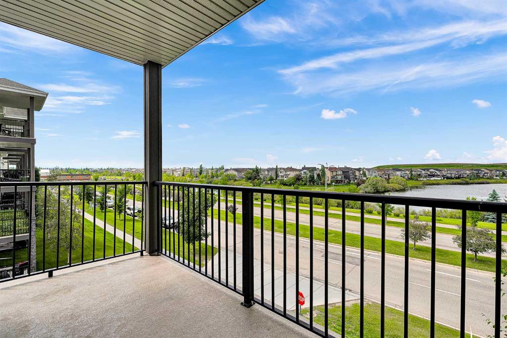 Picture of 305, 6703 New Brighton Avenue SE, Calgary Real Estate Listing