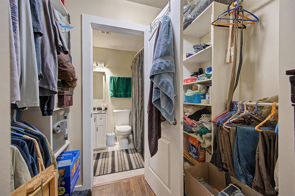 Picture of 814, 200 Brookpark Drive SW, Calgary Real Estate Listing