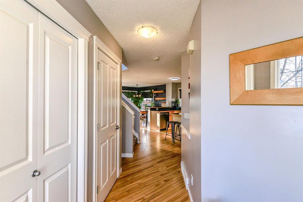 Picture of 88 Evansford Road NW, Calgary Real Estate Listing