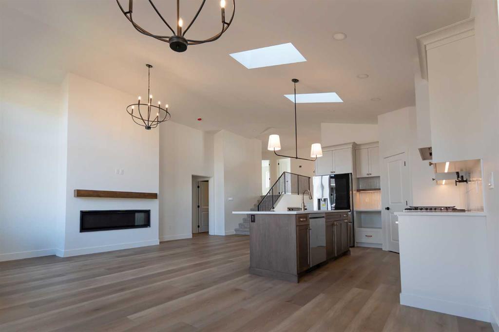 Picture of 639 Sixmile Crescent S, Lethbridge Real Estate Listing