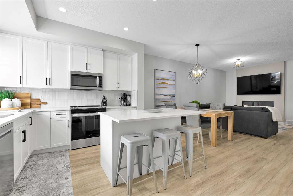 Picture of 125 Emberside Hollow , Cochrane Real Estate Listing