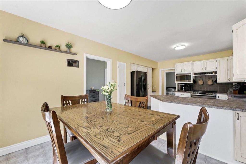 Picture of 266 Prospect Drive SW, Medicine Hat Real Estate Listing