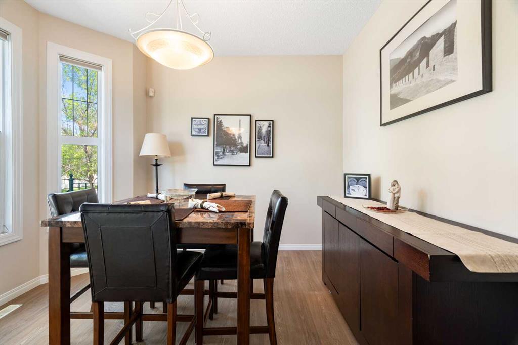 Picture of 25 Prestwick Park SE, Calgary Real Estate Listing