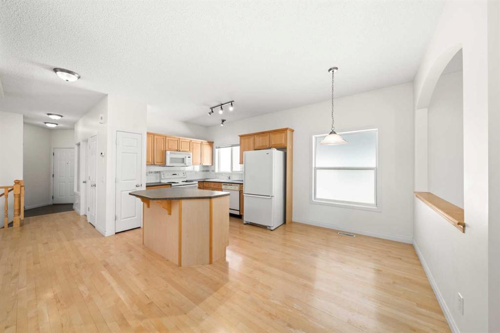 Picture of 121, 10888 Panorama Hills Boulevard NW, Calgary Real Estate Listing