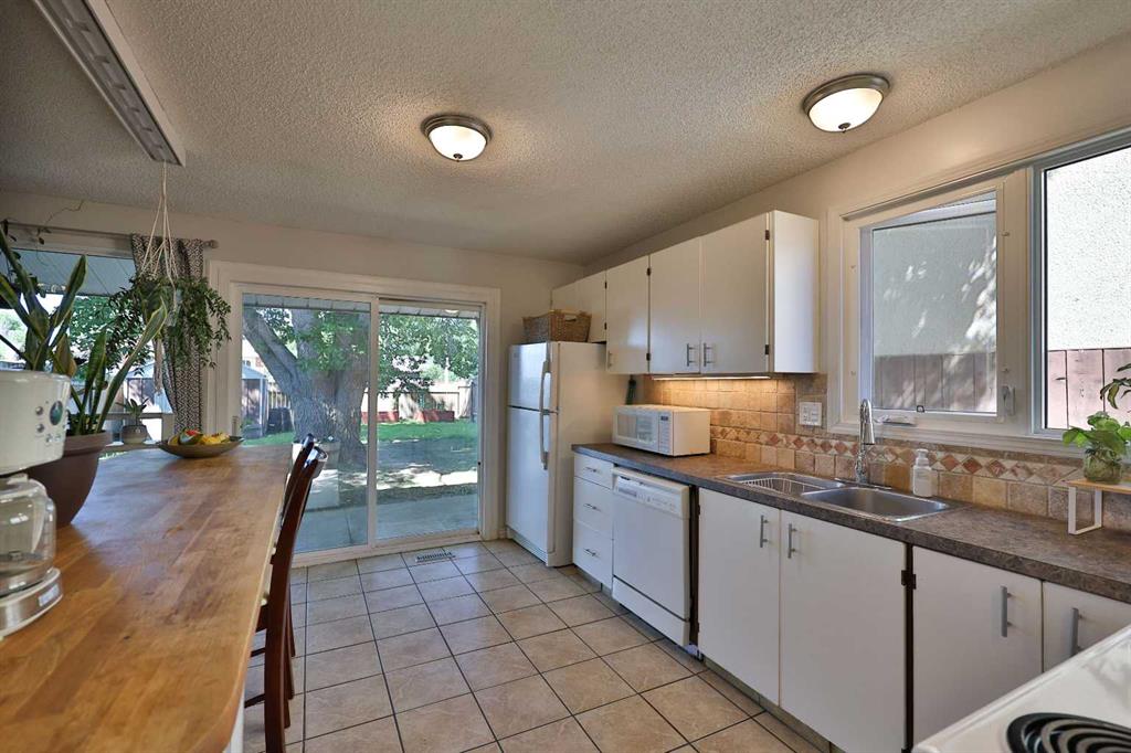 Picture of 1618 St. George Road N, Lethbridge Real Estate Listing