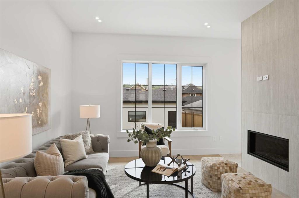 Picture of 4537 21 Avenue NW, Calgary Real Estate Listing