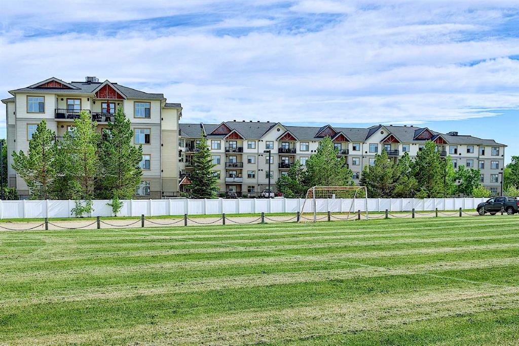 Picture of 223, 100 Lakeway Boulevard , Sylvan Lake Real Estate Listing
