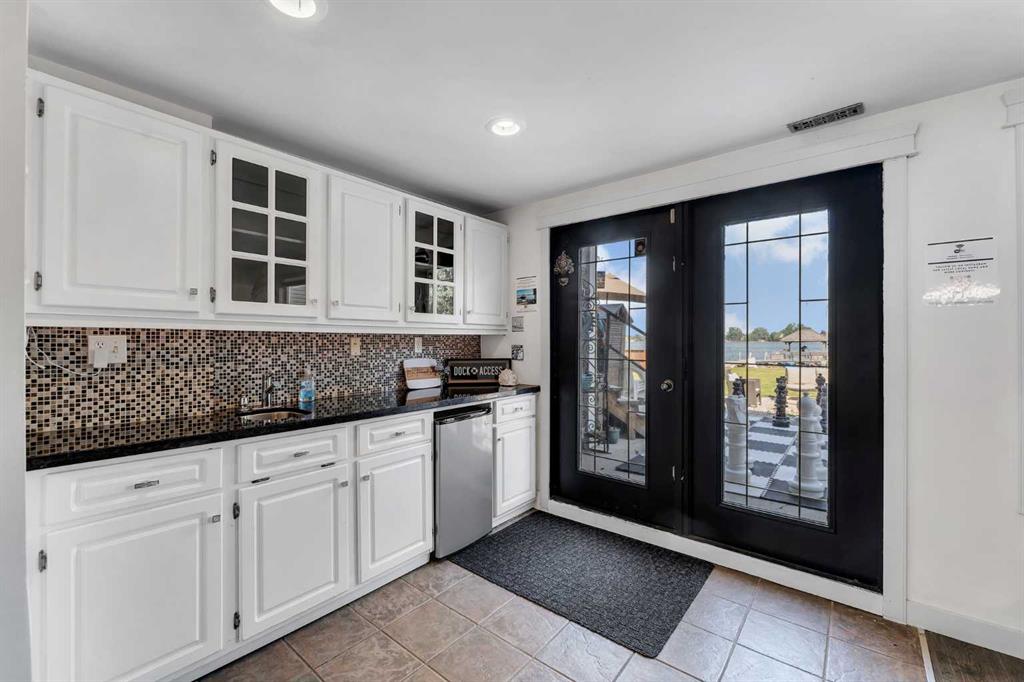 Picture of 700 West Chestermere Drive , Chestermere Real Estate Listing