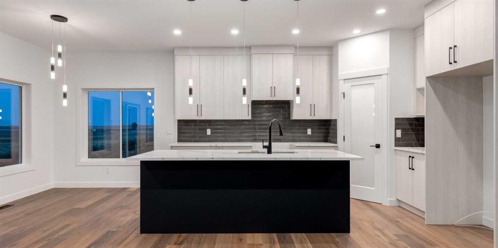 Picture of 232 Red Tail Ridge SE, High River Real Estate Listing