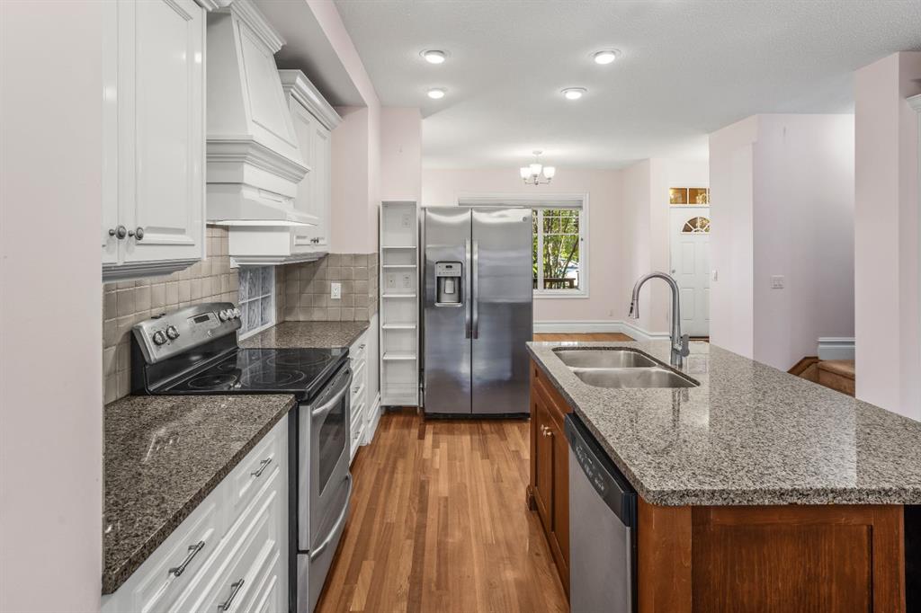 Picture of 2530 3 Avenue NW, Calgary Real Estate Listing