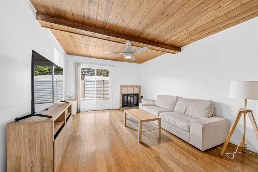 Picture of 21, 4915 45 Street SW, Calgary Real Estate Listing