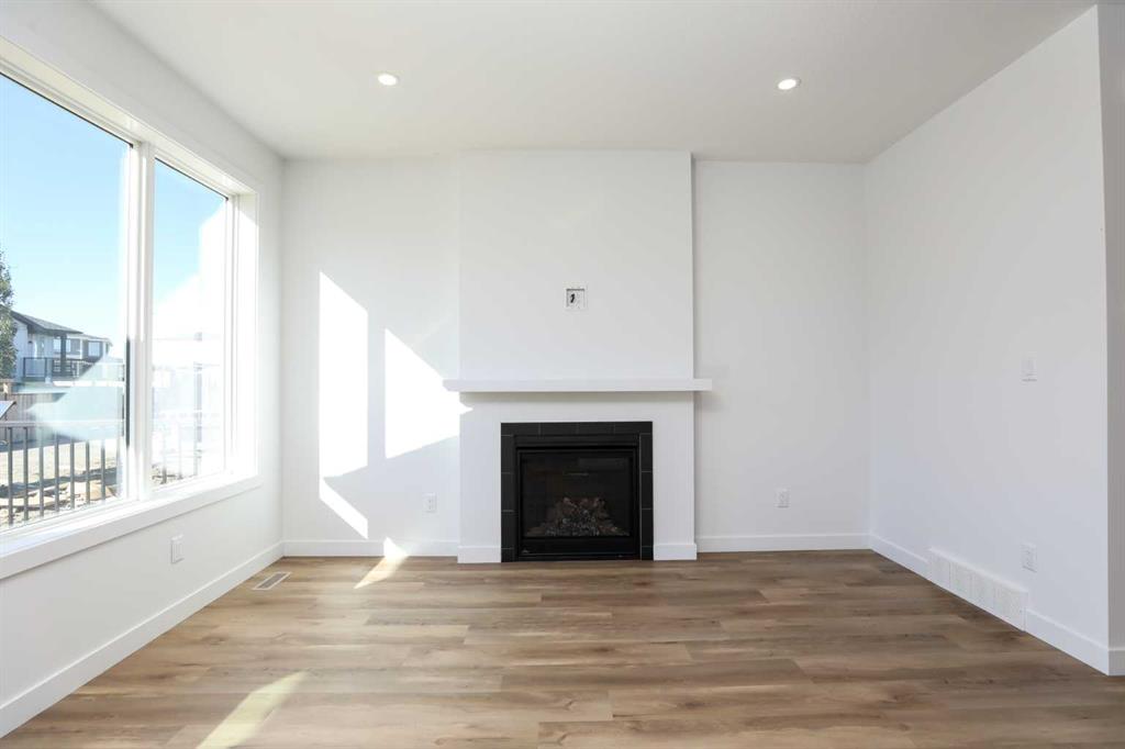 Picture of 30 Rivergrove Run W, Lethbridge Real Estate Listing