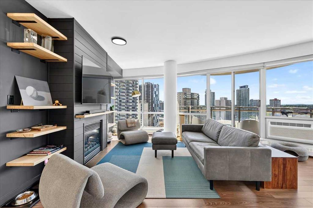 Picture of 2102, 1078 6 Avenue SW, Calgary Real Estate Listing