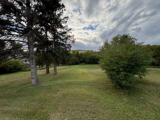 Picture of 10702 90 Street , Peace River Real Estate Listing