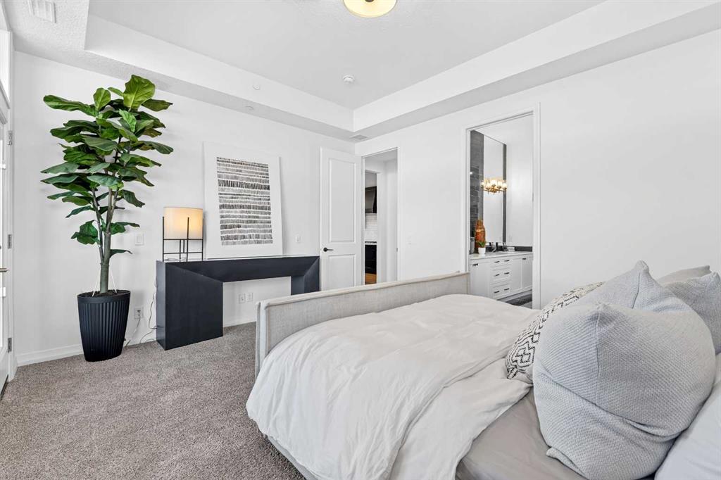 Picture of 301, 130 Marina Cove SE, Calgary Real Estate Listing