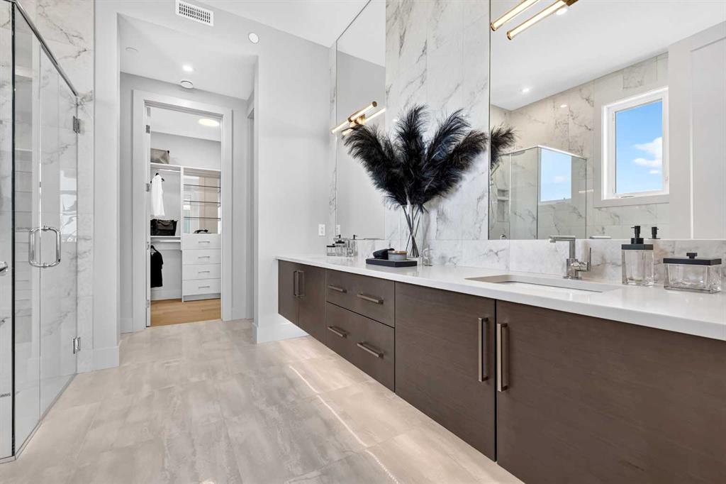 Picture of 302, 140 Marina Cove SE, Calgary Real Estate Listing