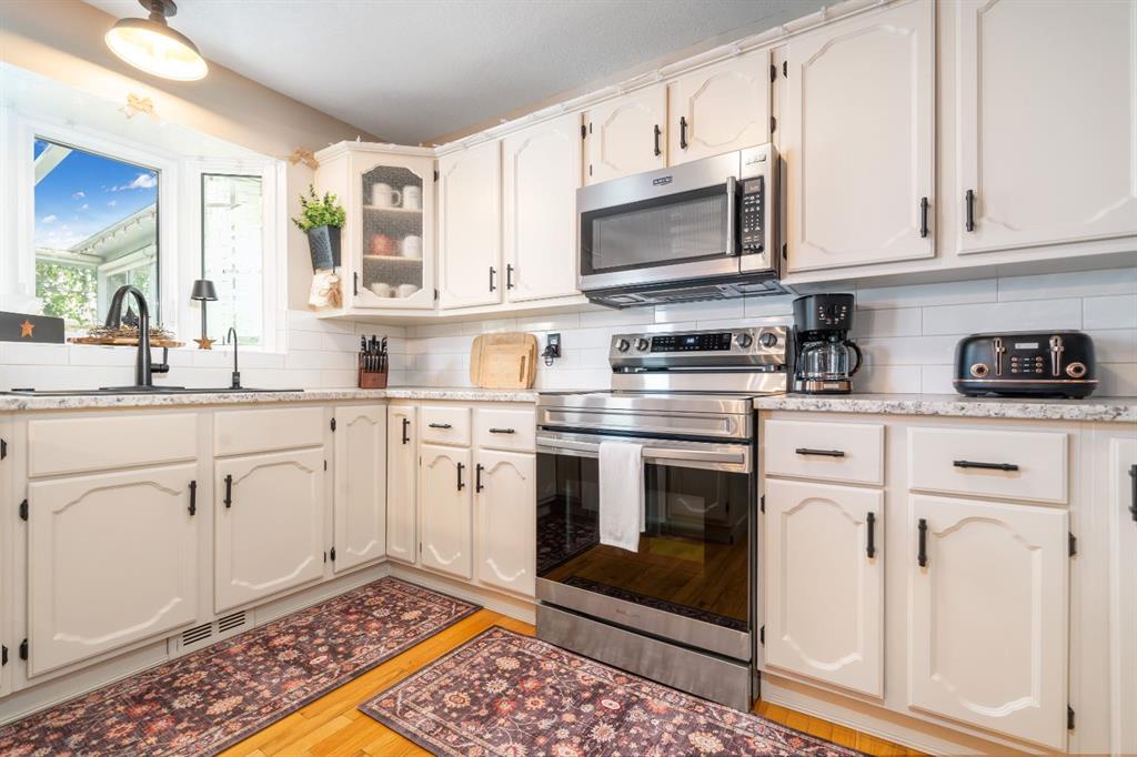 Picture of 1630 31 Street SE, Medicine Hat Real Estate Listing