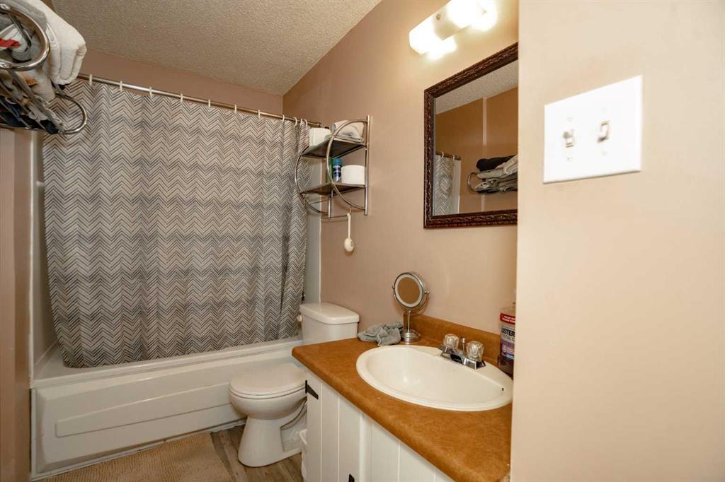 Picture of 5518 47ave  , Grimshaw Real Estate Listing