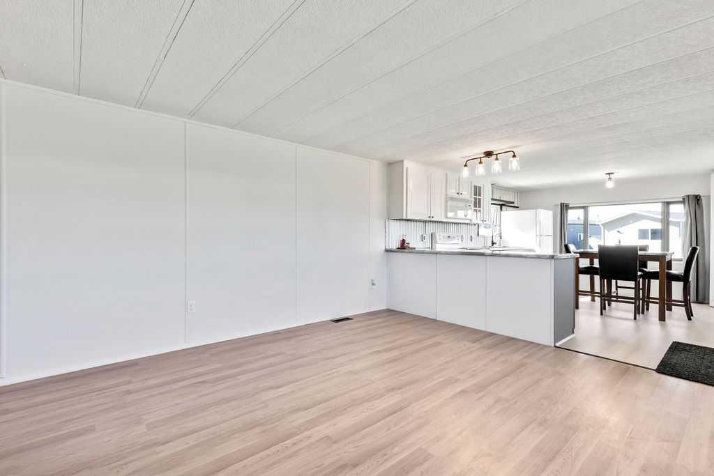 Picture of 364, 6220 17 Avenue SE, Calgary Real Estate Listing