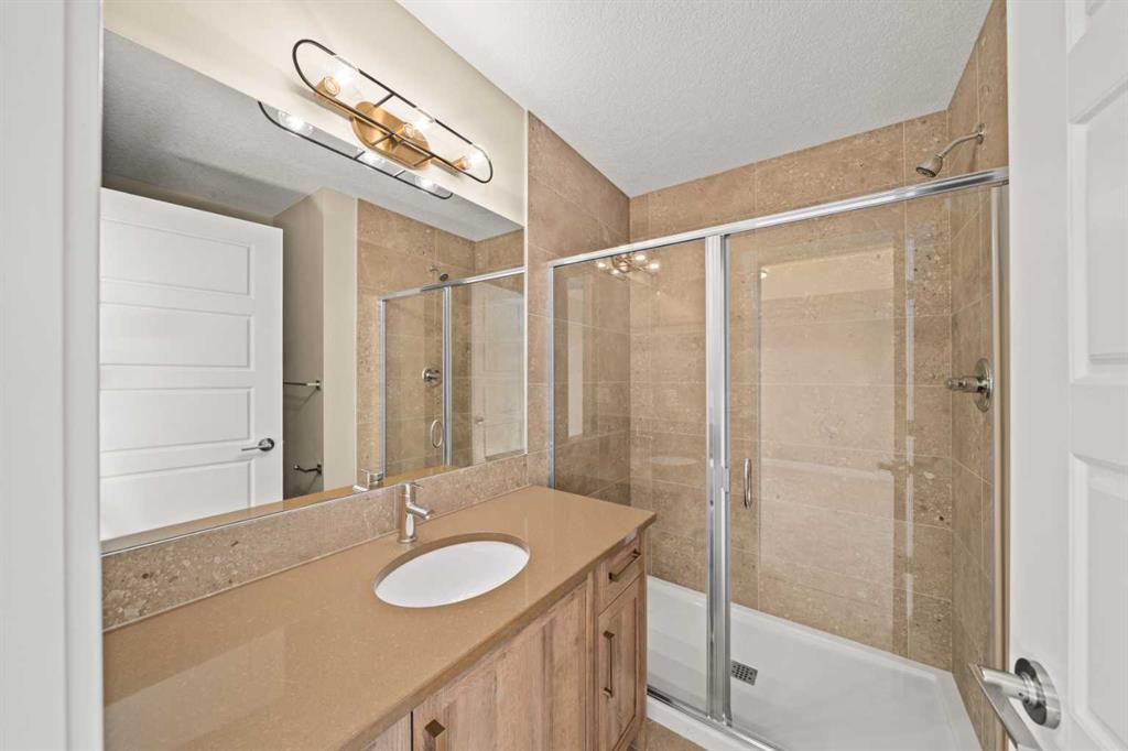 Picture of 416 Sora Boulevard SE, Calgary Real Estate Listing