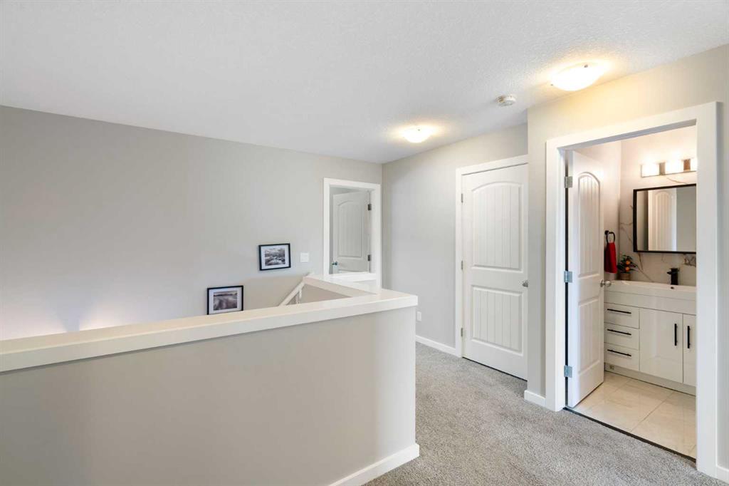 Picture of 28 Heritage Vista , Cochrane Real Estate Listing
