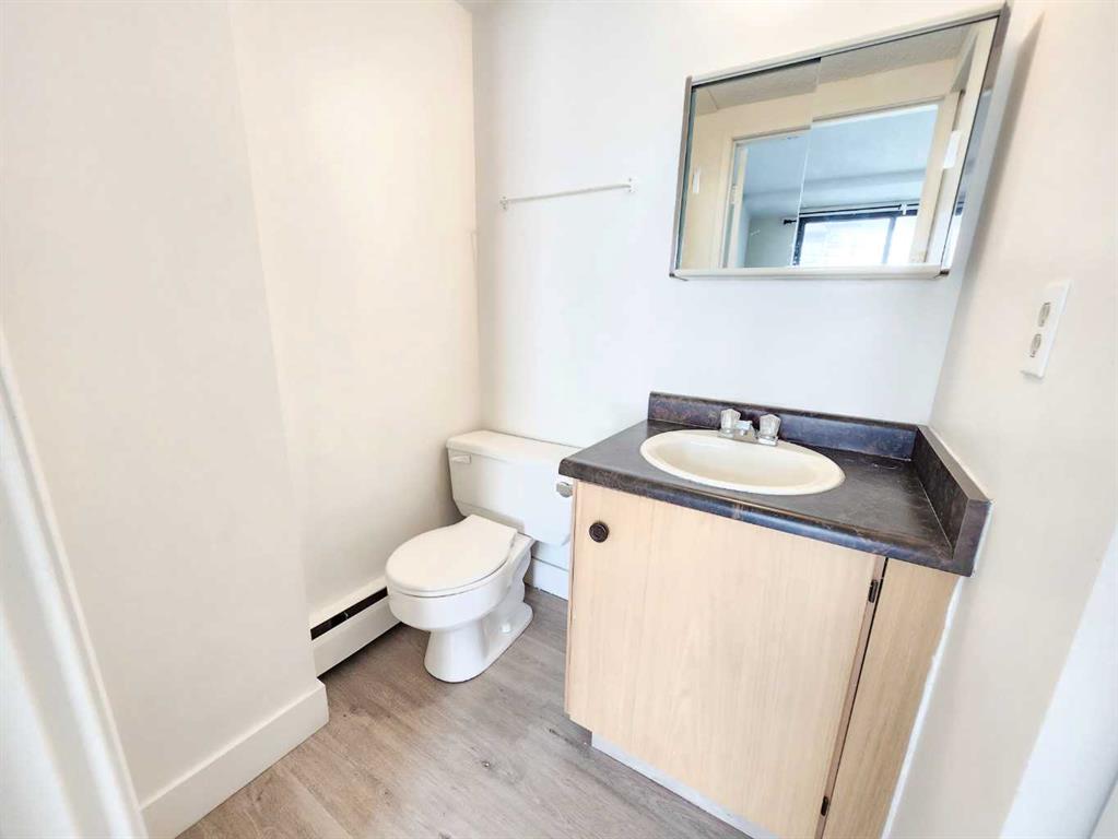 Picture of 423 3 Avenue NE, Calgary Real Estate Listing