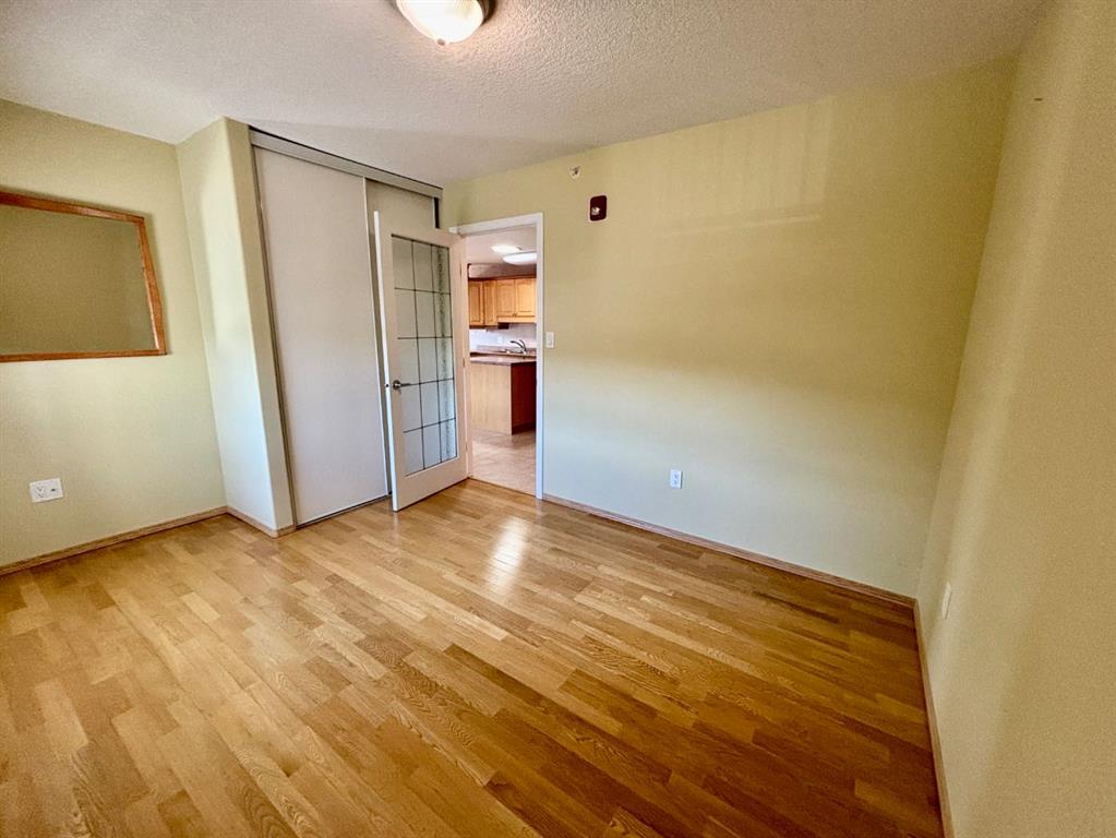 Picture of 407, 228 Pembina Avenue , Hinton Real Estate Listing