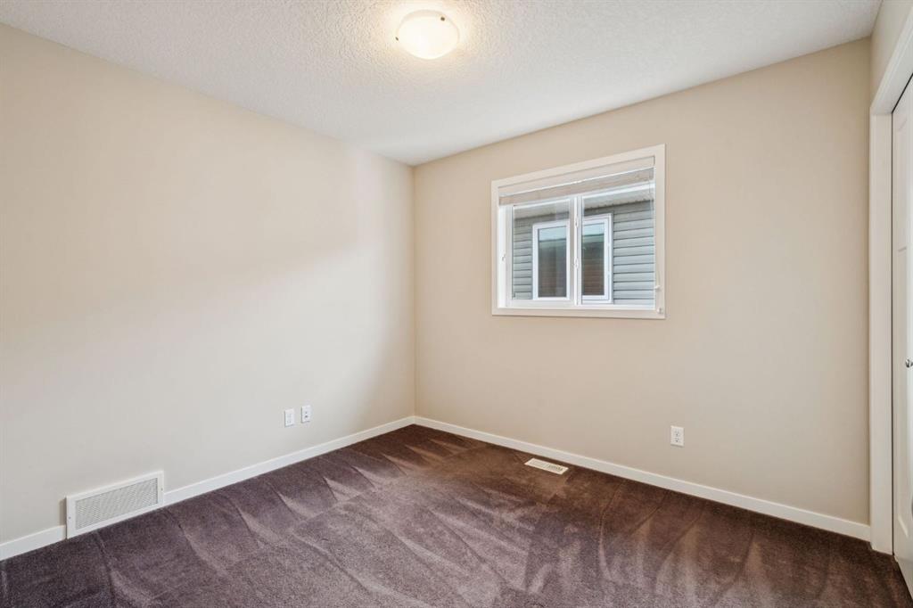 Picture of 173 Willow Green , Cochrane Real Estate Listing