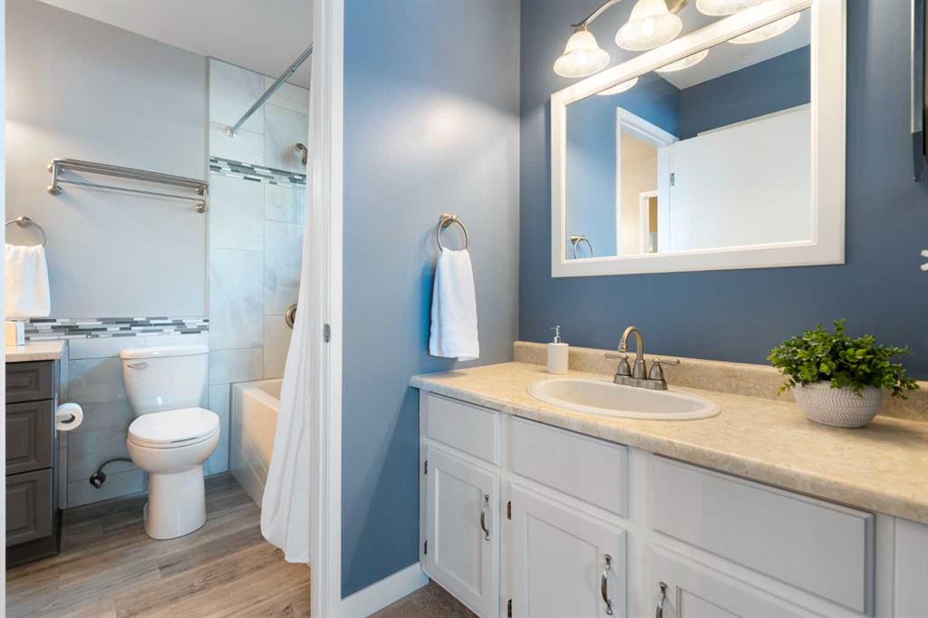 Picture of 32 Beddington Road NE, Calgary Real Estate Listing