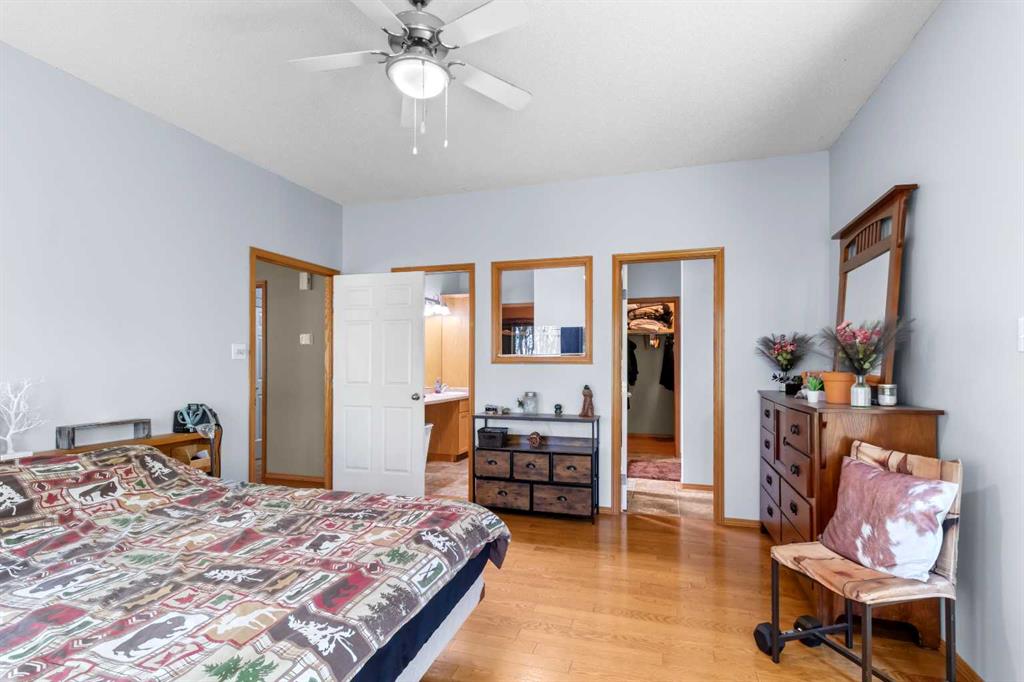Picture of 39320, 261 Range Road  , Rural Lacombe County Real Estate Listing