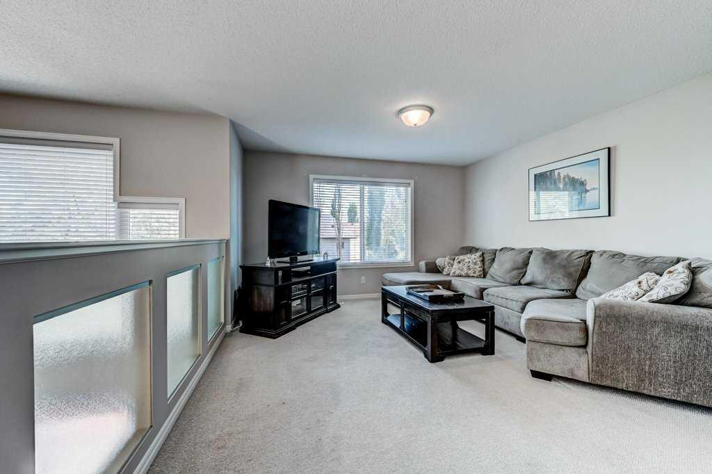 Picture of 11 Cranfield Link SE, Calgary Real Estate Listing